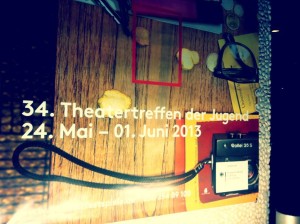 Foto vom Plakat Theatertreffen der Jugend 2013